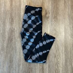 VS PINK Active Seamless Leggings Black & Grey Tie Dye Size Medium Pants